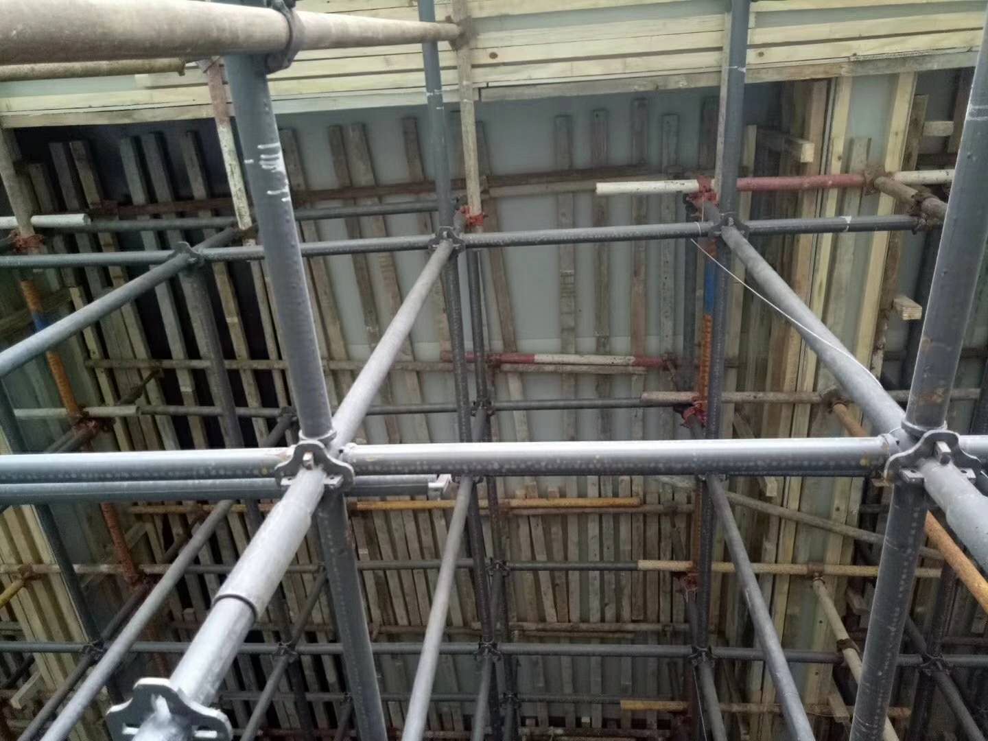 Kako izračunati količine građevinske ograde u projektu zasnovanom na crtežu d...